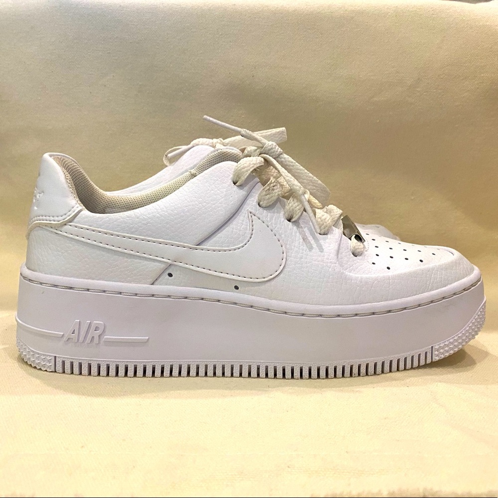 Brand new sage low nike Air Force shoes
